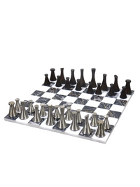Schachspiel aus Messing – 3,1 Zoll große Turmschachfiguren und 15 Zoll großes Schachbrett aus schwarzem Marmor