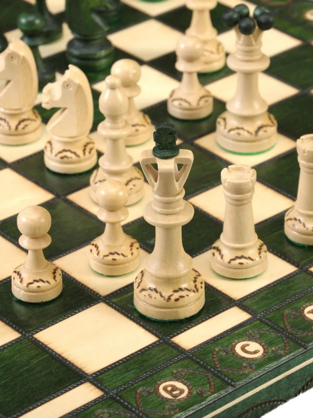 The Green Senator Chess Set