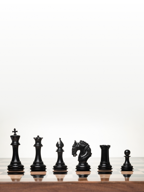 Hengroen chess set