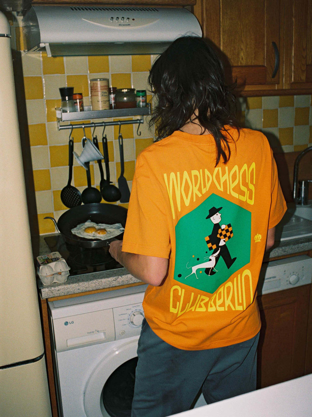 T-shirt du World Chess Club Berlin : Orange Ampelmann