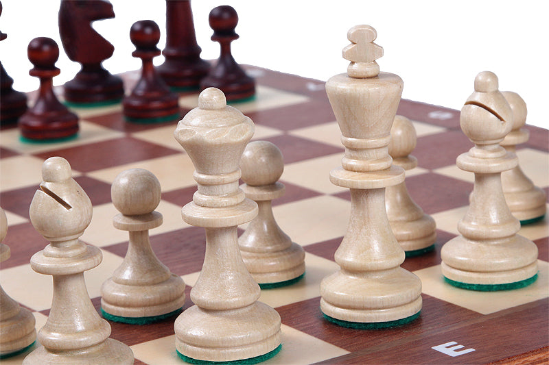 Tournament No. 4 Chess Set