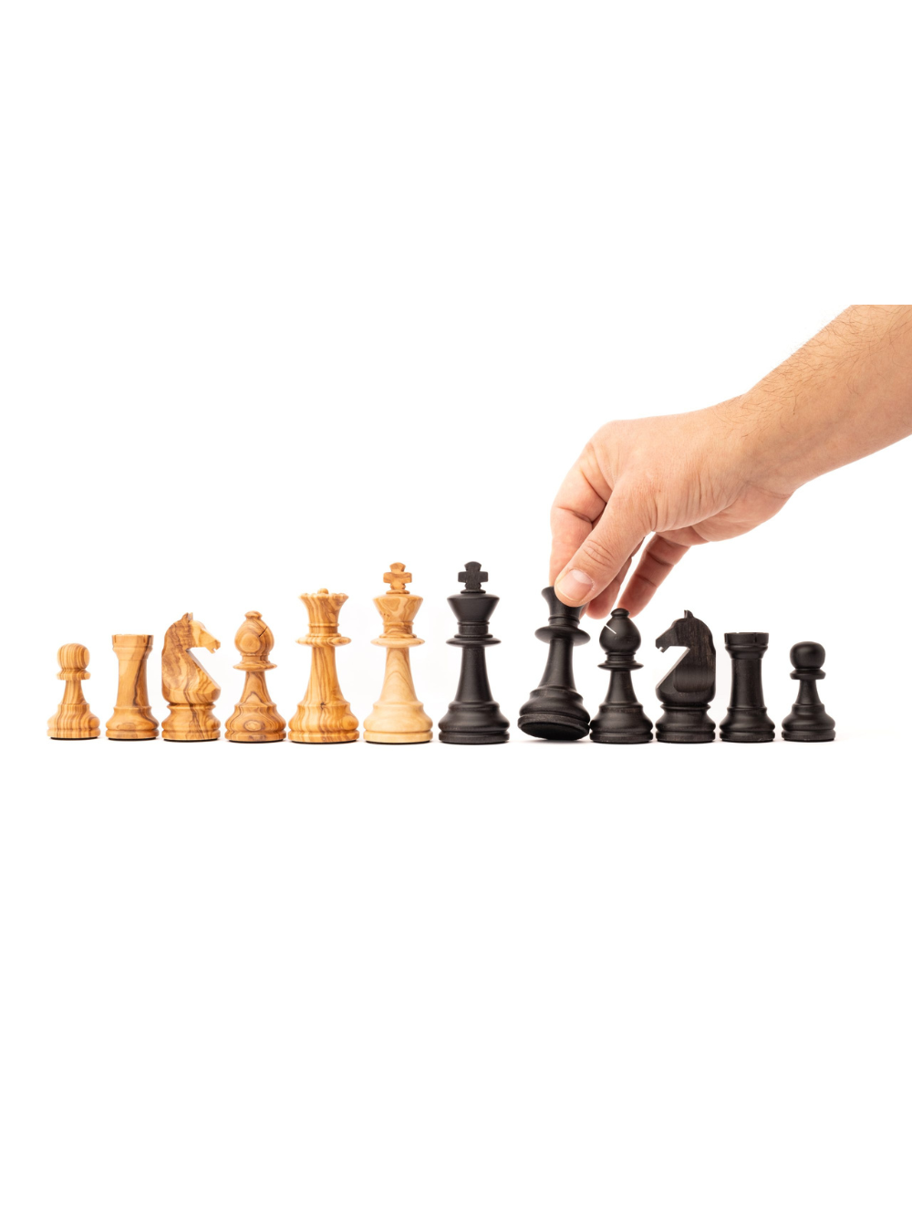 Staunton Europe nº6 chess set with OLIVE WOOD pieces with BLACK board