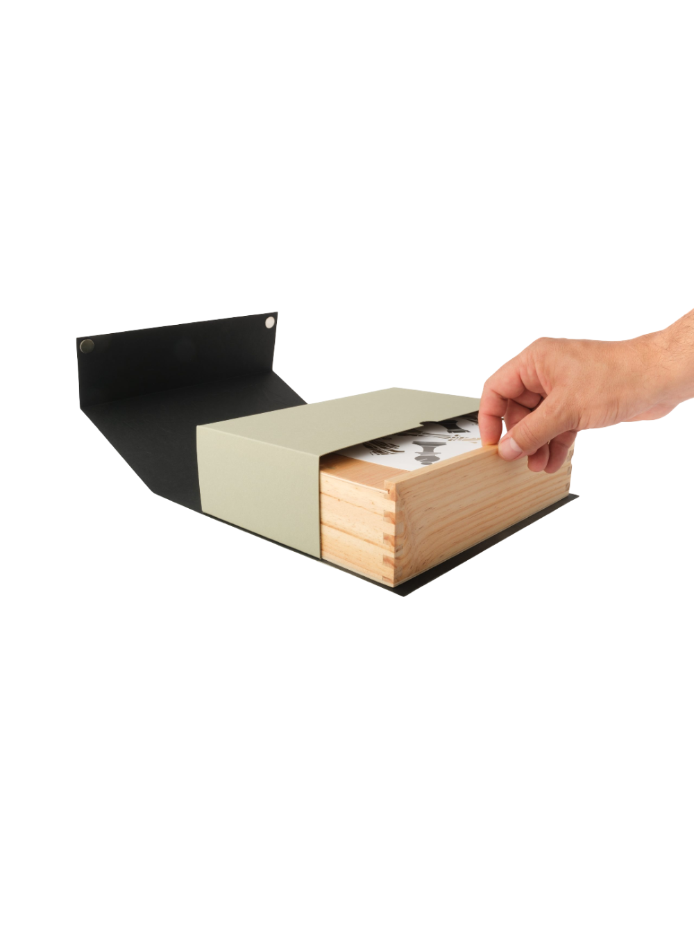 Olivewood Staunton Europa №6 Chess Pieces