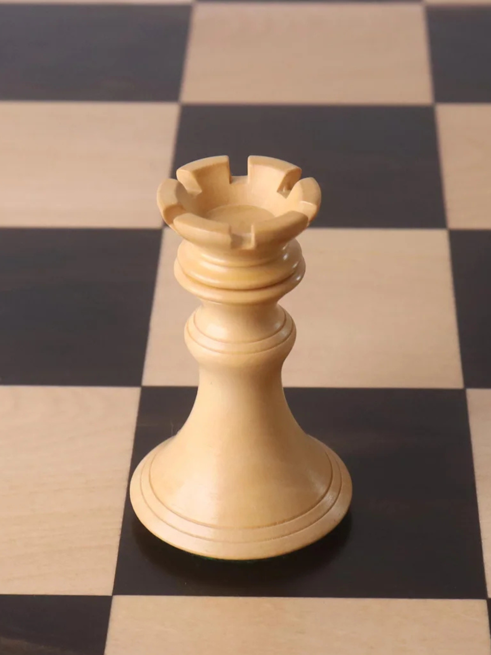 Set di scacchi di lusso Aristocrat Series 4,3" - pezzi in legno di ebano e bosso con scacchiera e scatola