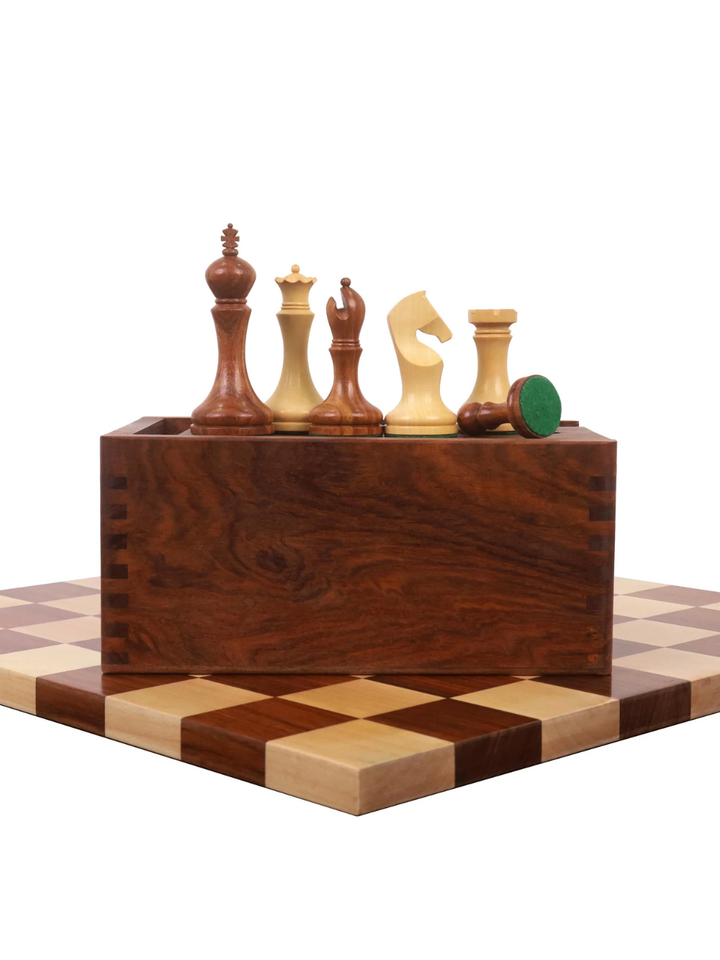 Set di Scacchi Moderno Minimalista Serie Zadar 3,9" - Pezzi in Palissandro Dorato con Scacchiera Senza Bordo e Scatola