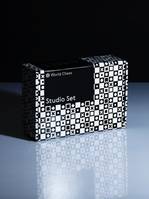 Official World Chess Studio Pieces
