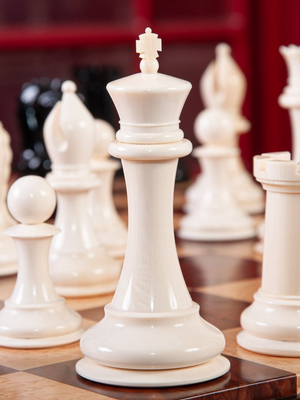 Schachfiguren aus Mammutelfenbein – 4,4″ König