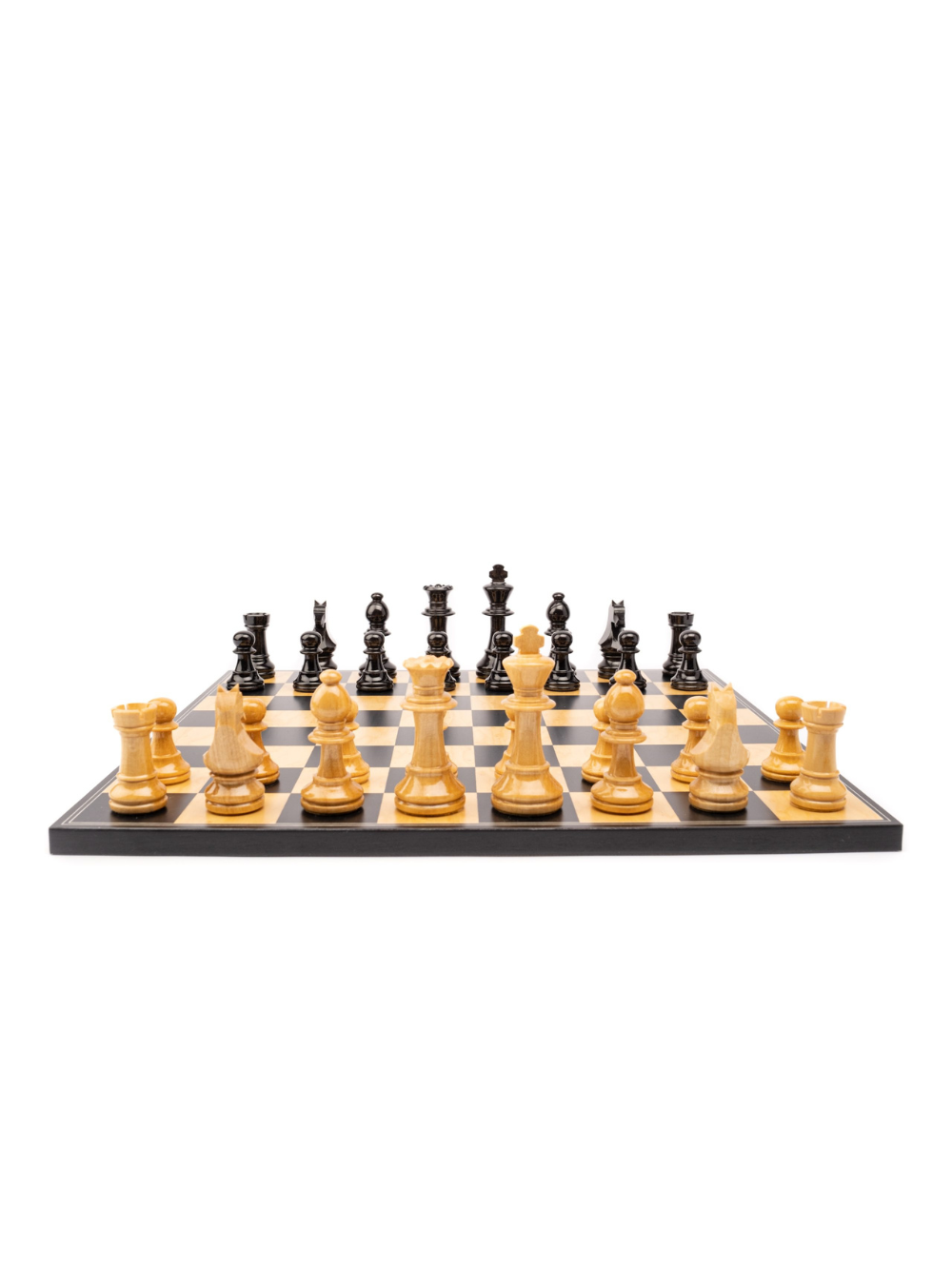 Staunton Europe nº5 chess set weighted GLOSSY pieces with BLACK board without frame