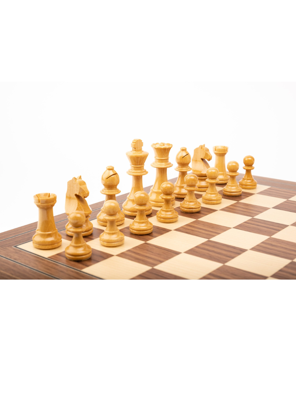 ‘Walnut’ Chessboard with double chains