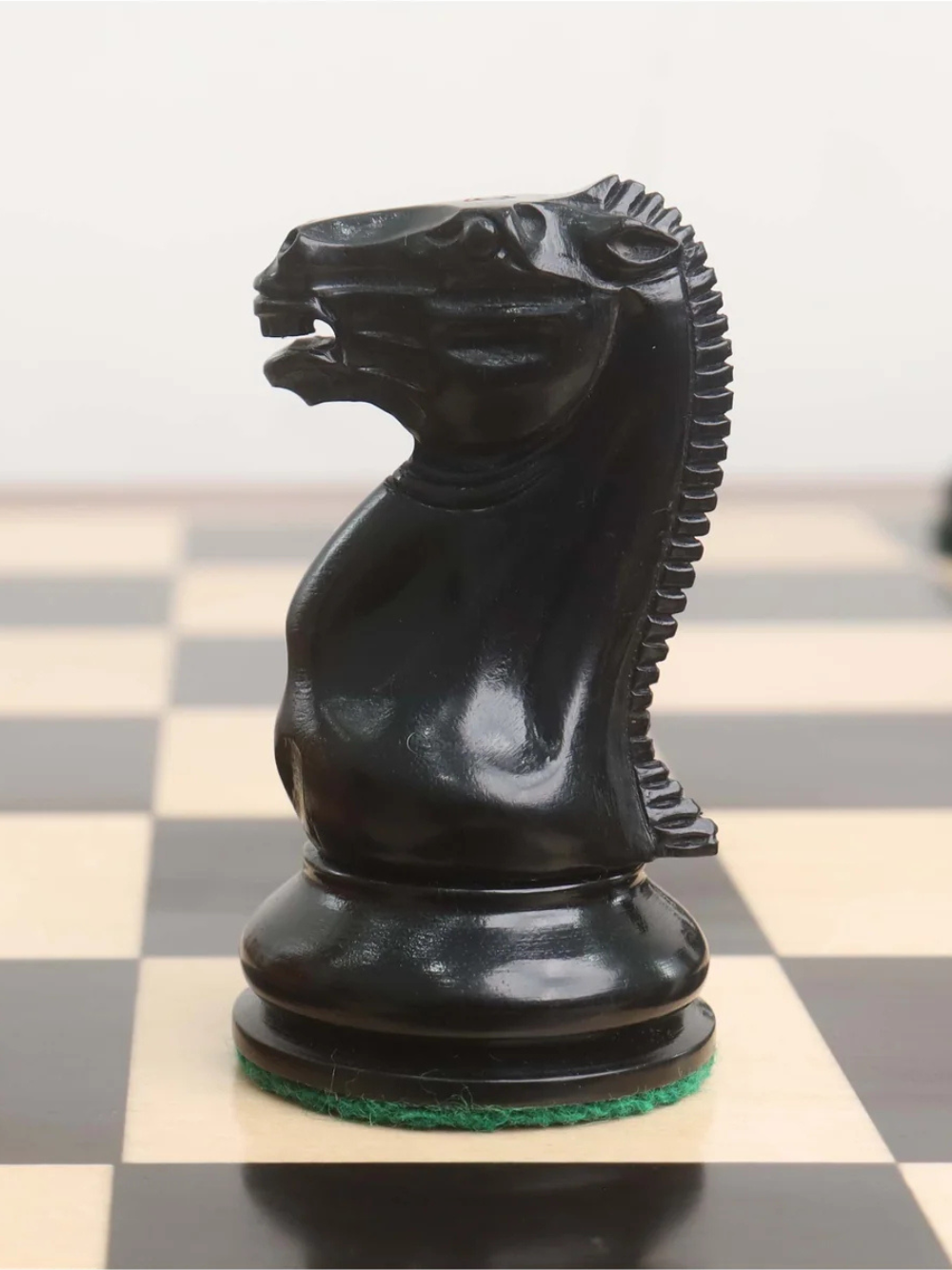 Jeu d'échecs Cooke type Staunton 1850 - Pièces en bois d'ébène et buis vieilli avec plateau et boîte