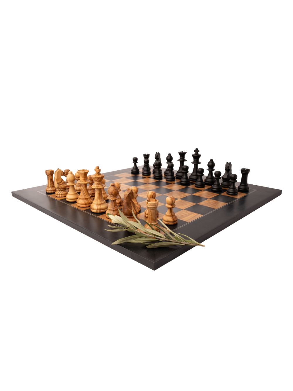 Staunton Europe nº6 chess set with OLIVE WOOD pieces with BLACK board