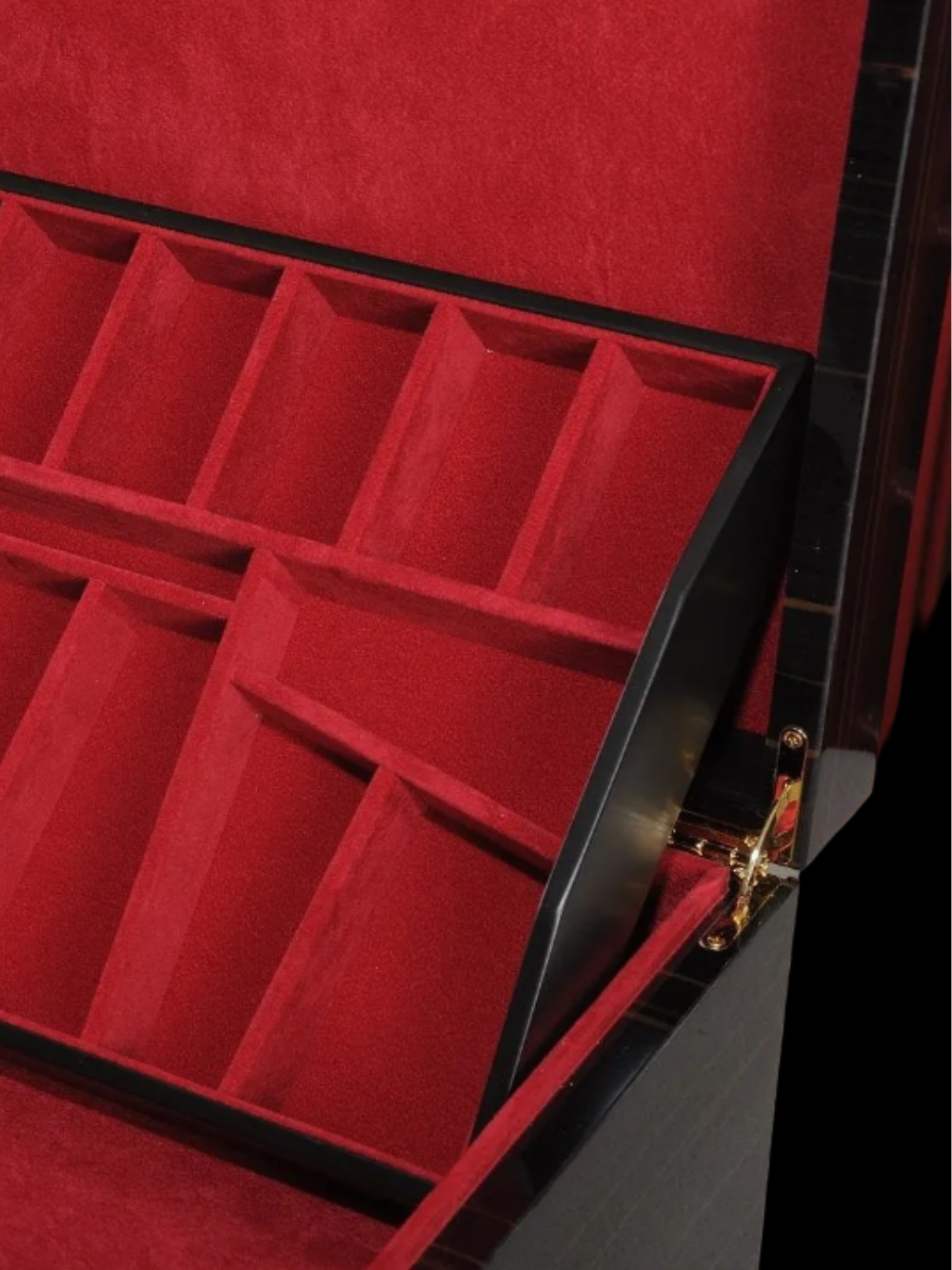 Signature Fitted Coffer Chess Box - Macassar Ebony