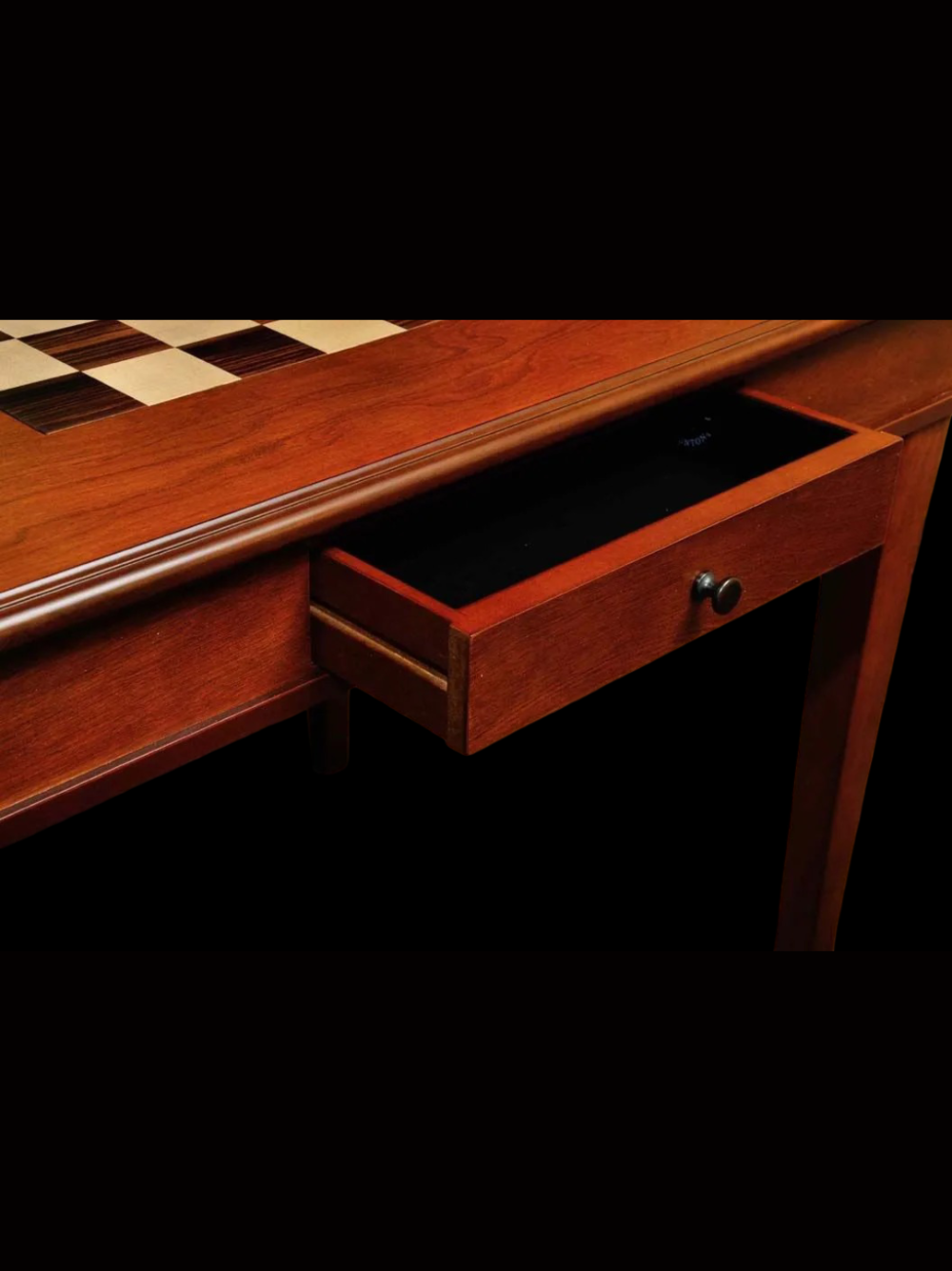 Signature Master Chess Table