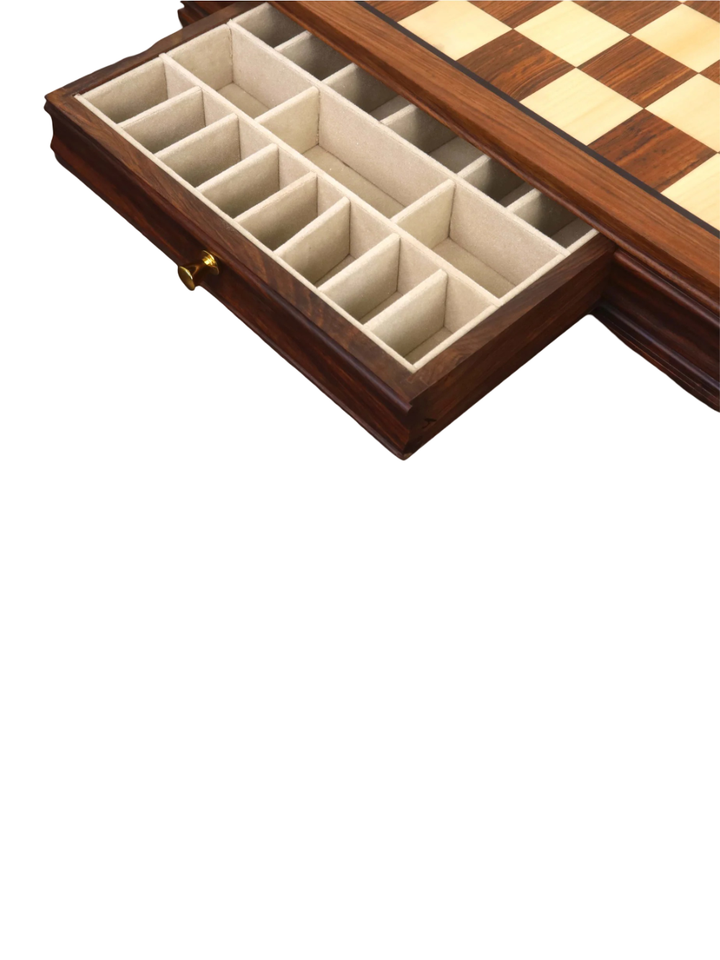 Set di Scacchi di Lusso con Cassetti in Velluto e Pezzi con Finitura Lucida