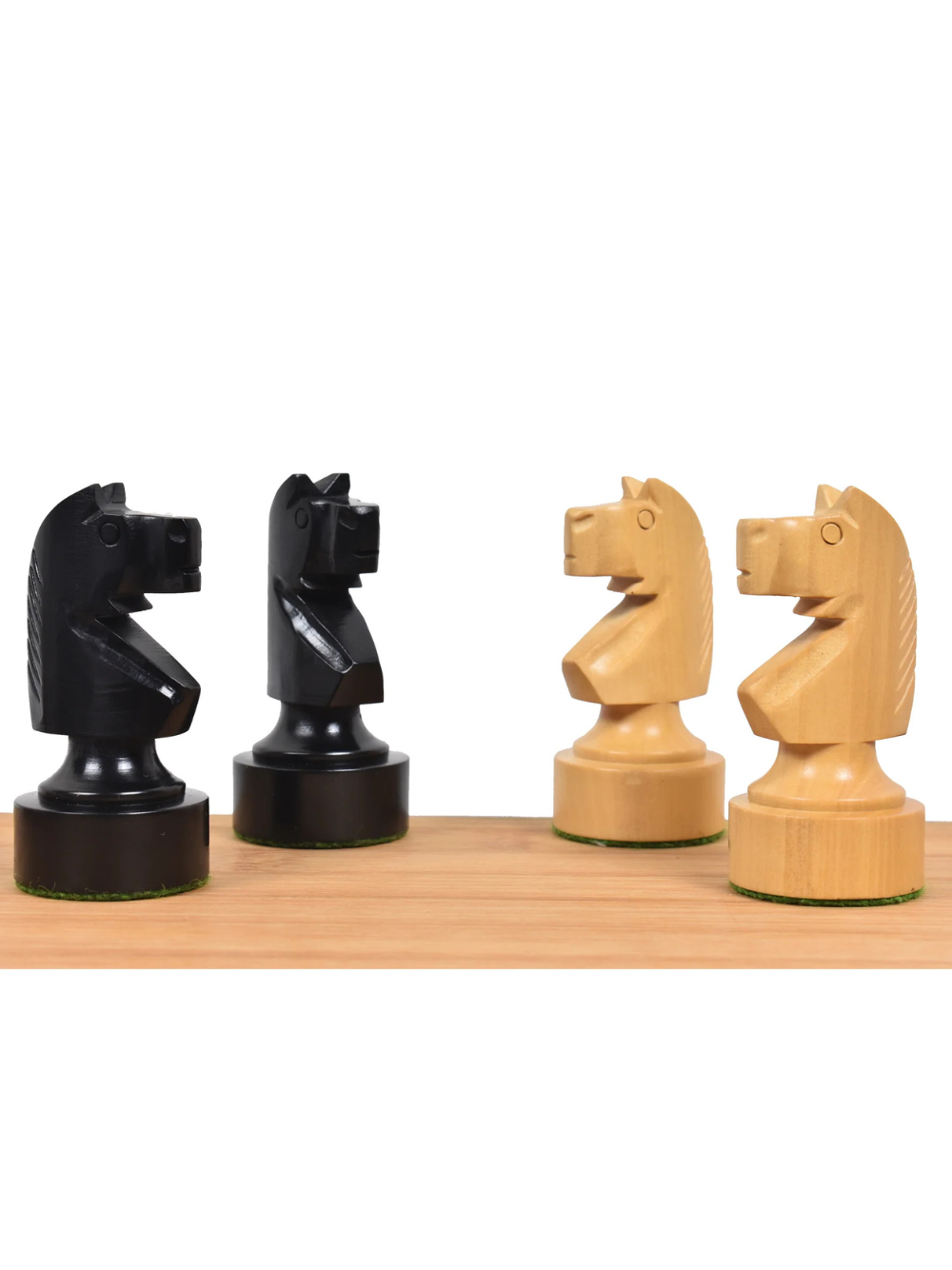 Pezzi di Scacchi Staunton Bundesform Tedeschi - Legno di Bosso Ebonizzato - Re 3,8"