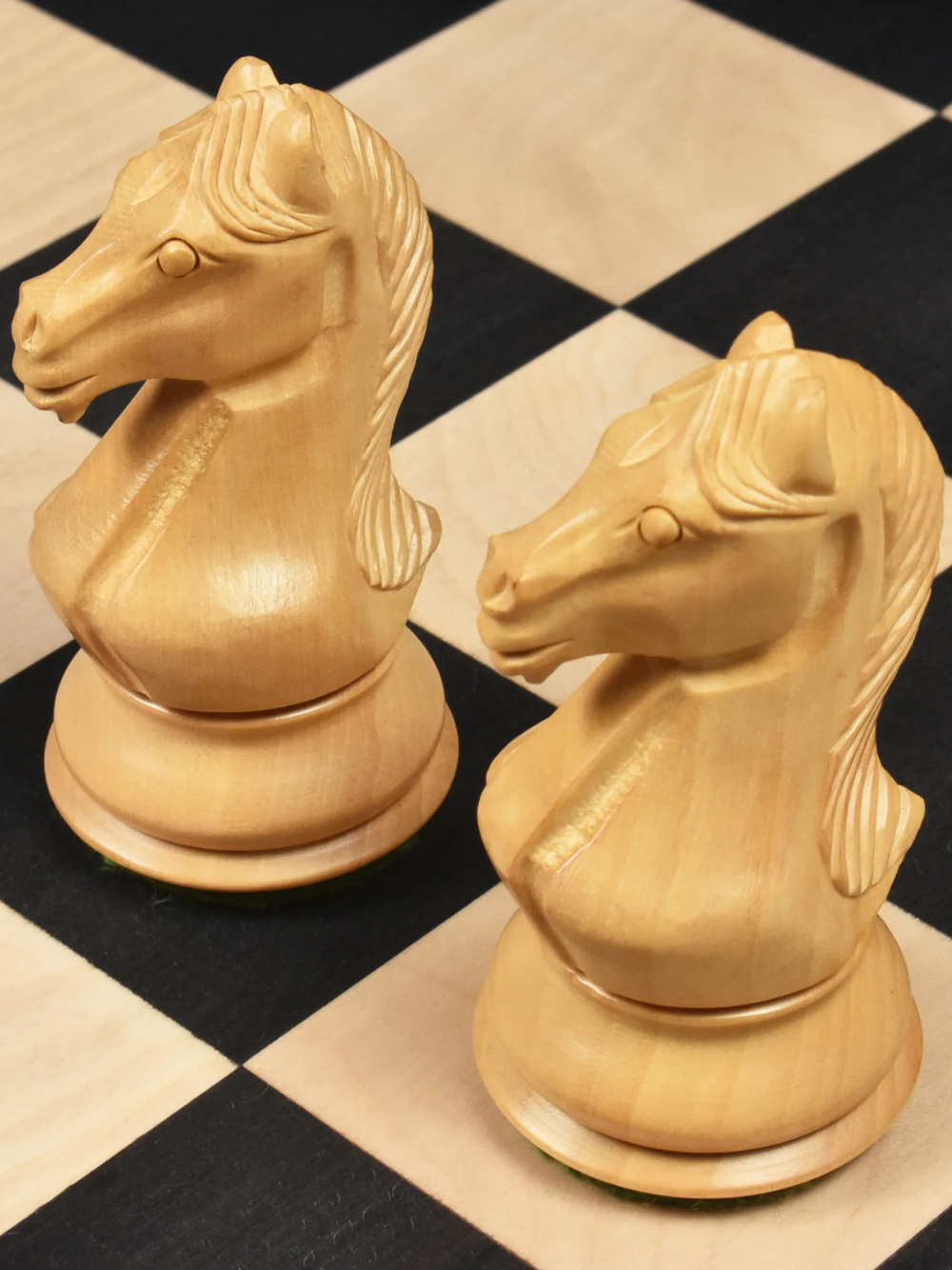 4" Majestic Series Staunton Chess Pieces Only Set - Double Weight Ebonised Boxwood