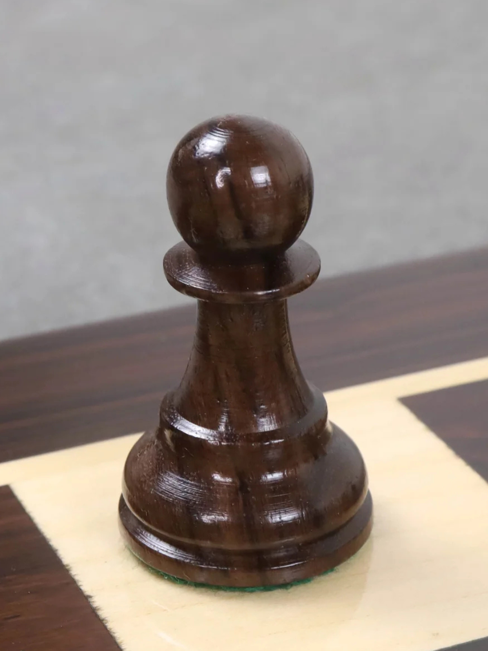 4" Leningrad Staunton Chess Pieces - Rosewood & Boxwood