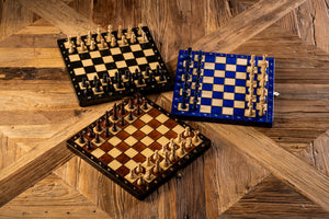 Jeu d'échecs en bois bleu