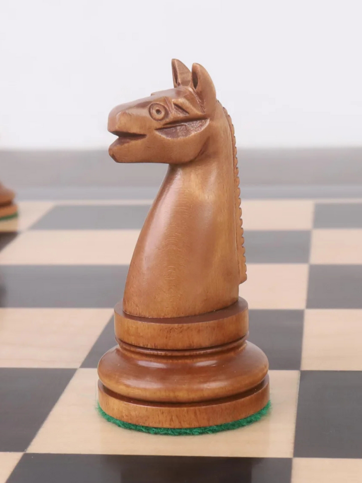 Set di Scacchi Riproduzione American Chess Company Anni 1900 - Solo Pezzi - Legno di Bosso Anticato ed Ebonizzato - Re 3,9"
