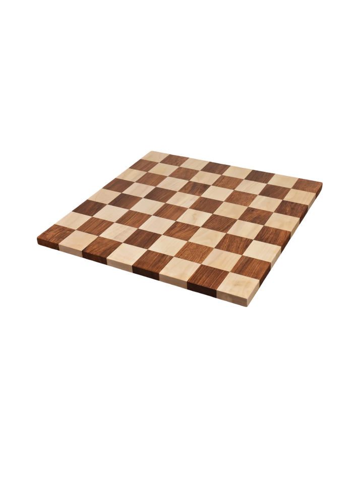 Plansza do szachów z drewna różanego Golden Rosewood i klonu, z widocznym rysunkiem słojów