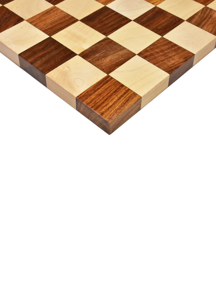 Set di scacchi ponderato Minimalist Tower Series 3,4" - pezzi in palissandro dorato, scacchiera e scatola