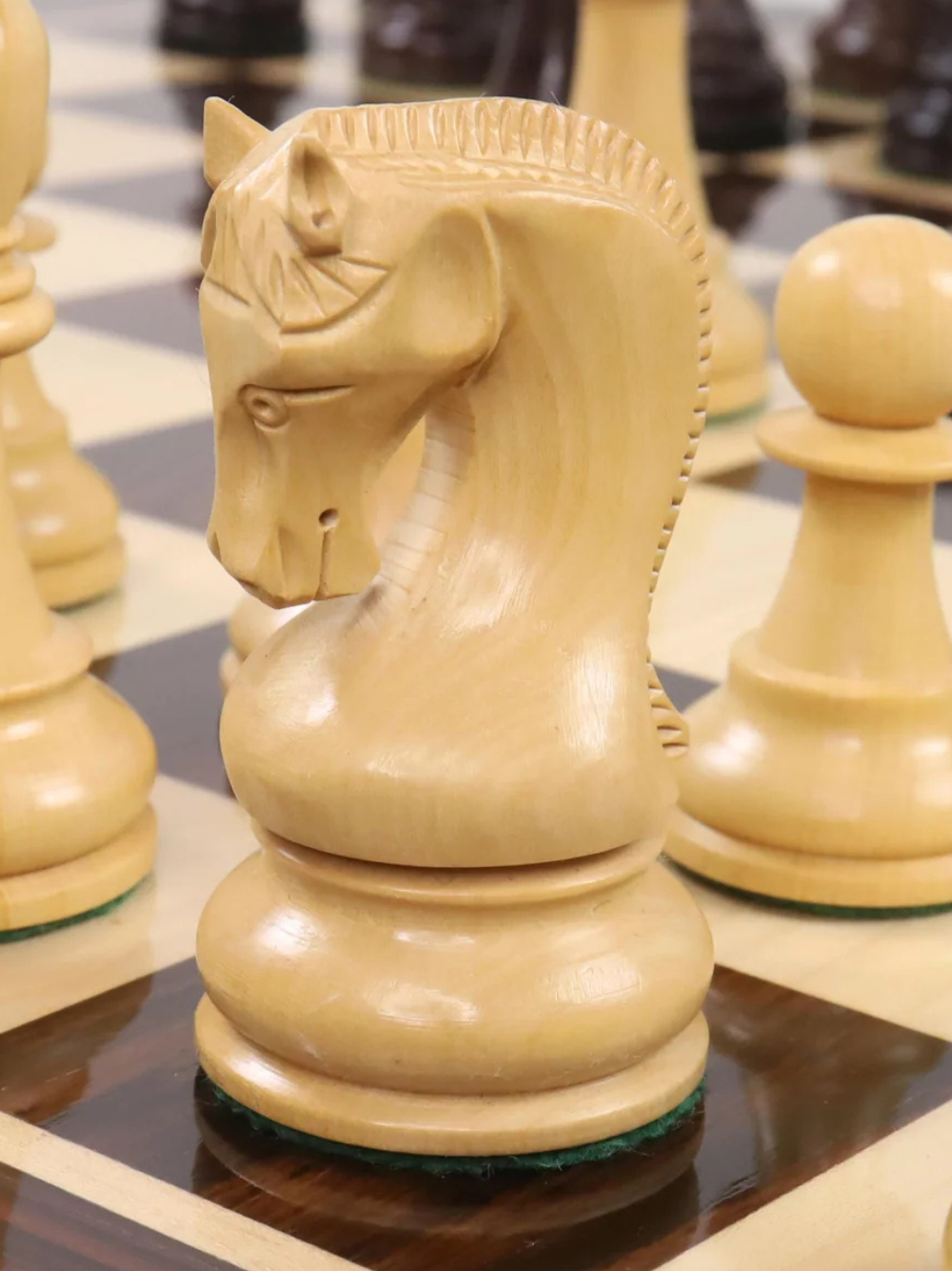 4" Leningrad Staunton Chess Pieces - Rosewood & Boxwood