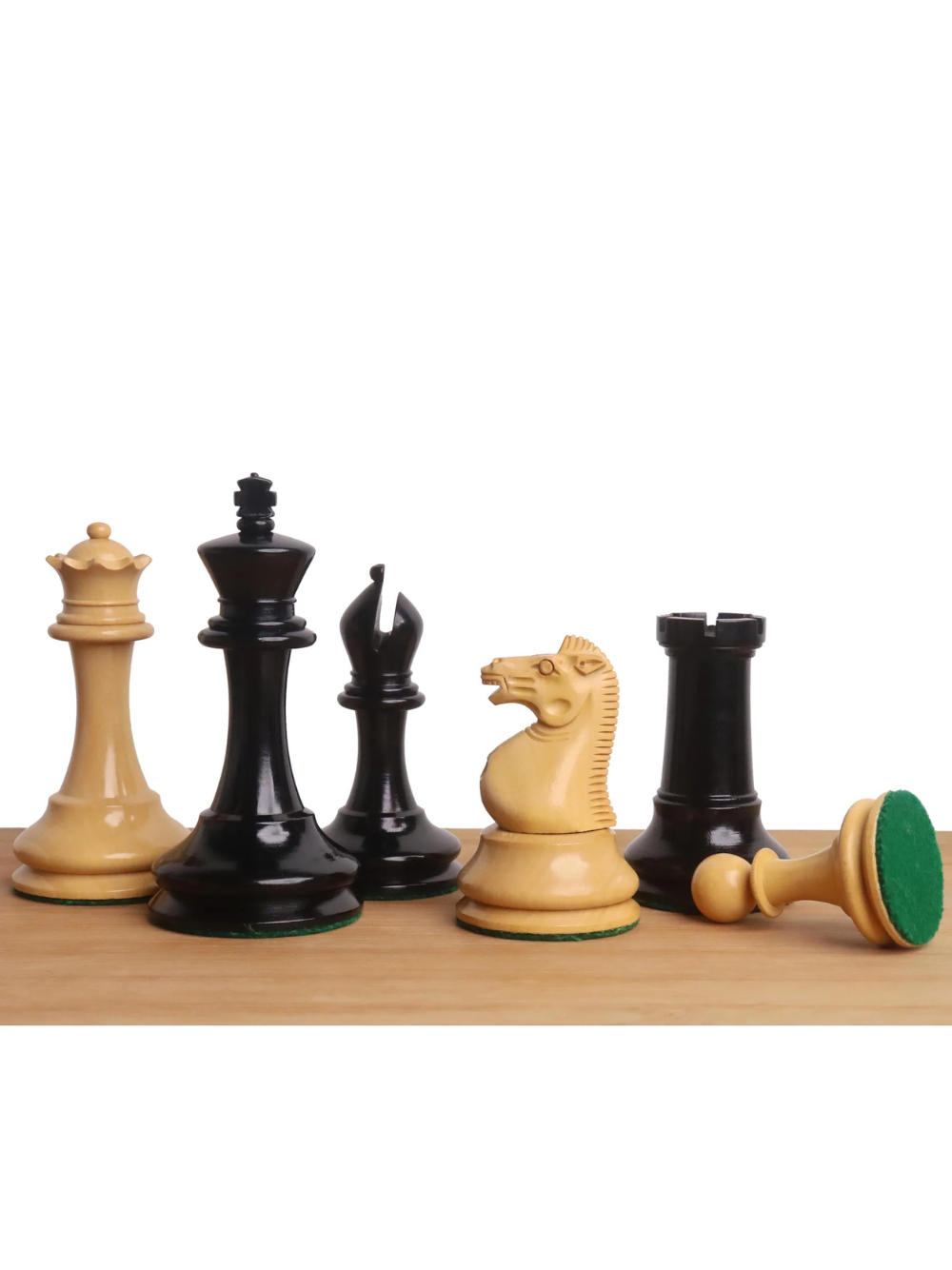 Pièces d'échecs Staunton Anderssen Dropjaw de 3,5 pouces, circa 1856, ébène et buis
