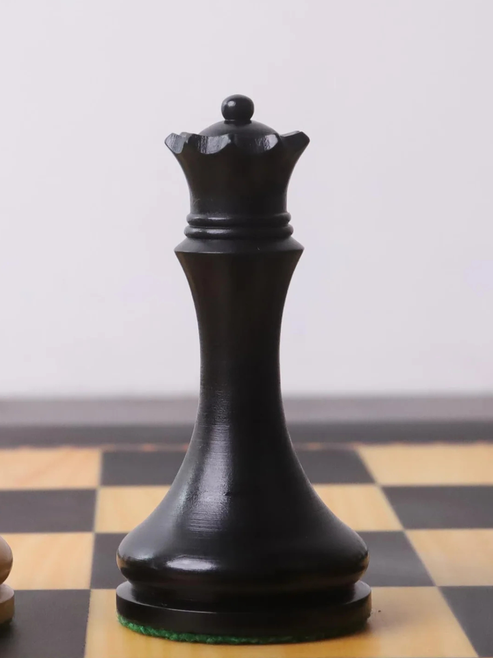 3.9" Zadar Series Modern Minimalist Chess Pieces - Weighted Ebonised Boxwood