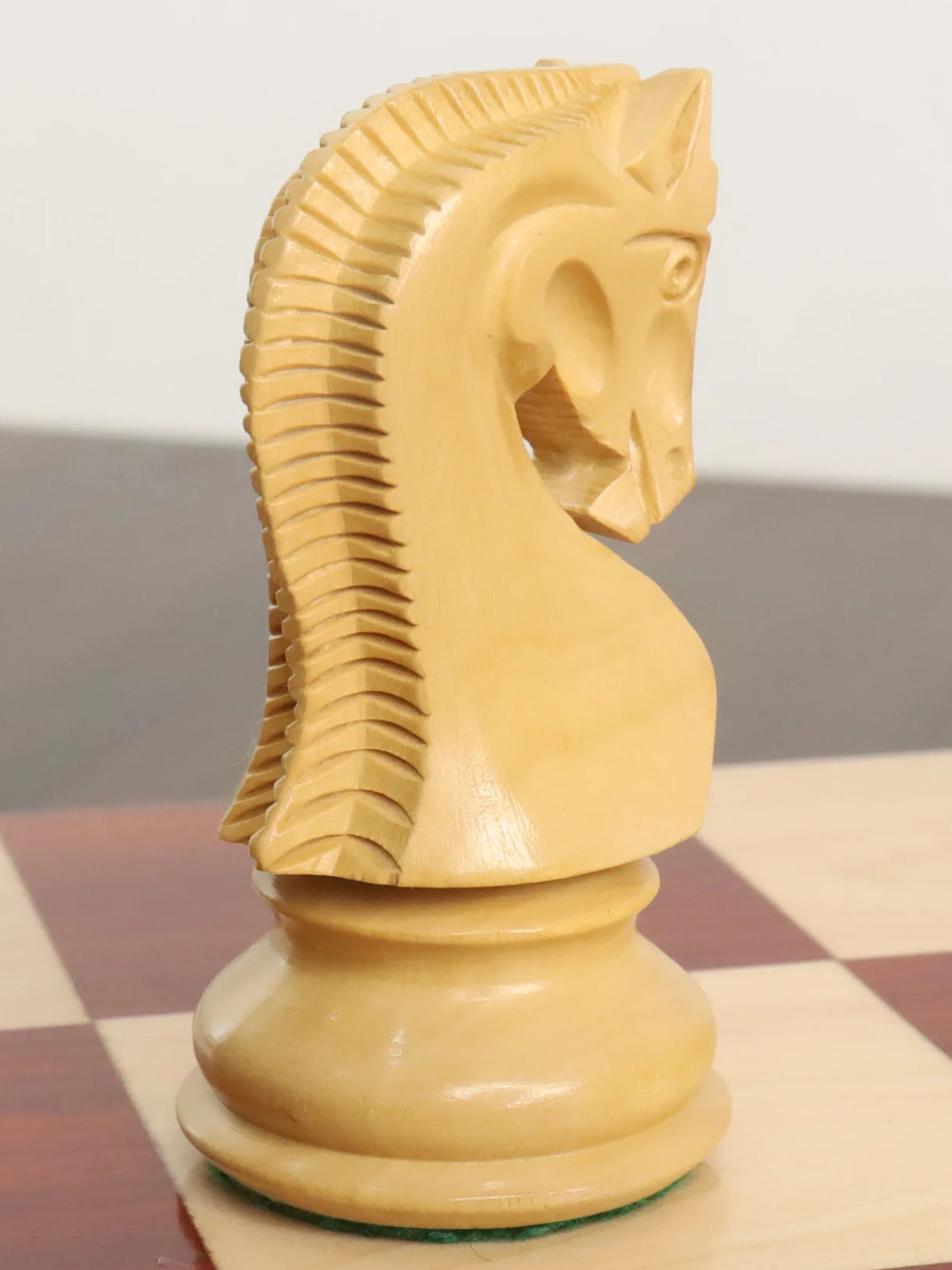 Jeu d'échecs russe Zagreb de 3,9 pouces (15,9 m) en bois de rose à double lestage et bourgeon