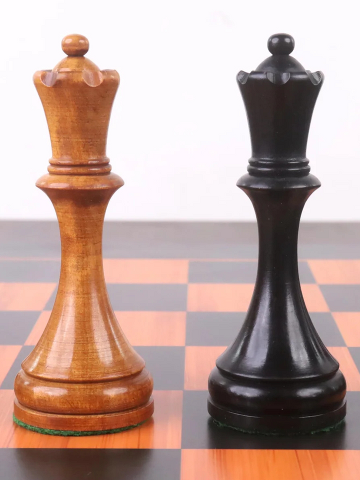 1935 Botvinnik Flohr-II Soviet Chess Pieces - Distress Antiqued Boxwood &amp; Ebonised Boxwood - 4.4" King