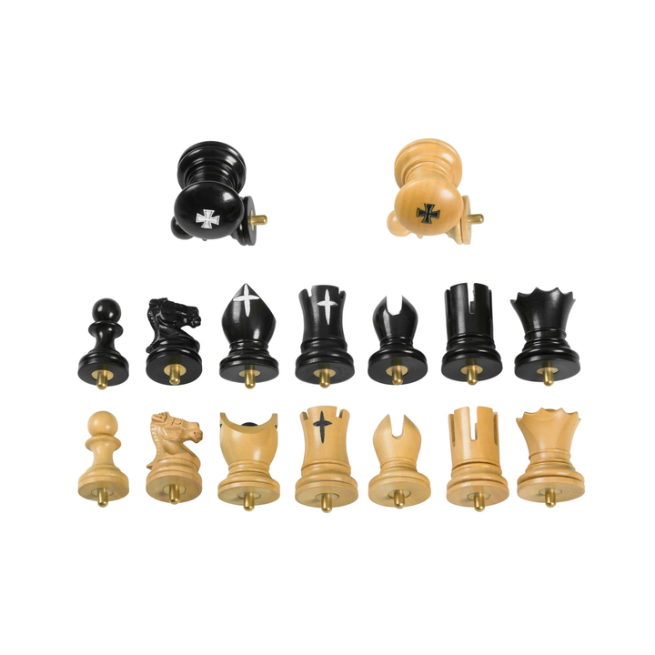 Frank Camaratta Signature Chess Set