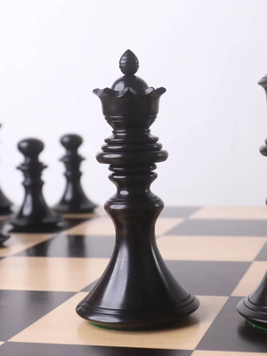 4.3" Aristocrat Series Luxury Staunton Chess Set - Ebony Wood & Boxwood Pieces with Board & Box