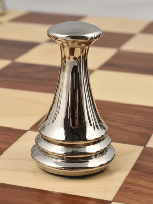 Pièces d'échecs de luxe en métal argenté de Zagreb (taille King : 11,2 cm)