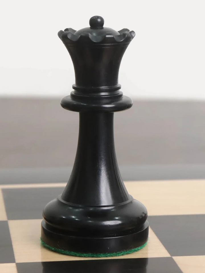 Set di Scacchi Riproduzione American Chess Company Anni 1900 - Solo Pezzi - Legno di Bosso Anticato ed Ebonizzato - Re 3,9"