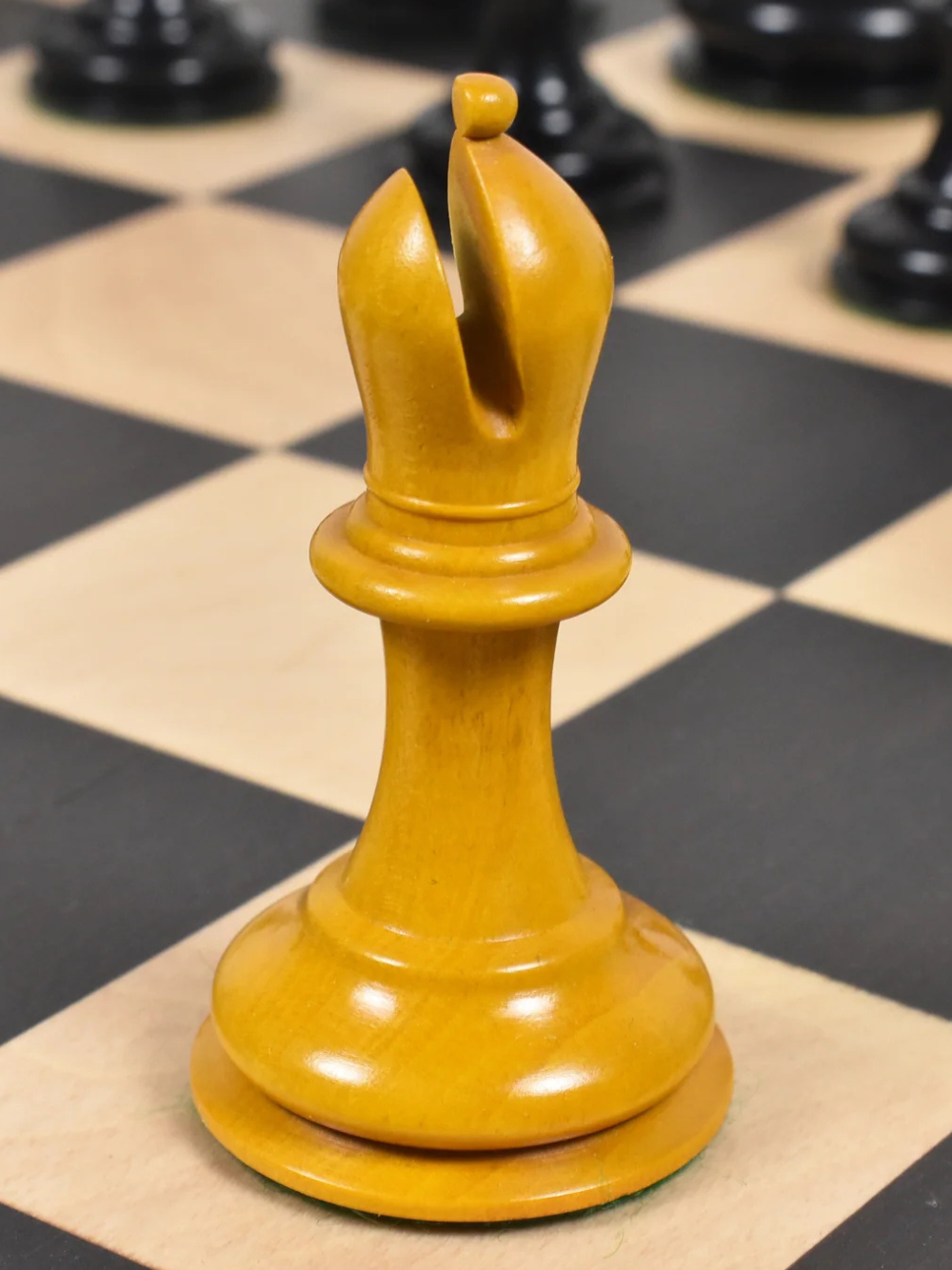 1852-55 Harrwitz Staunton Chess Pieces Antiqued Boxwood and Ebony - 3.5" King