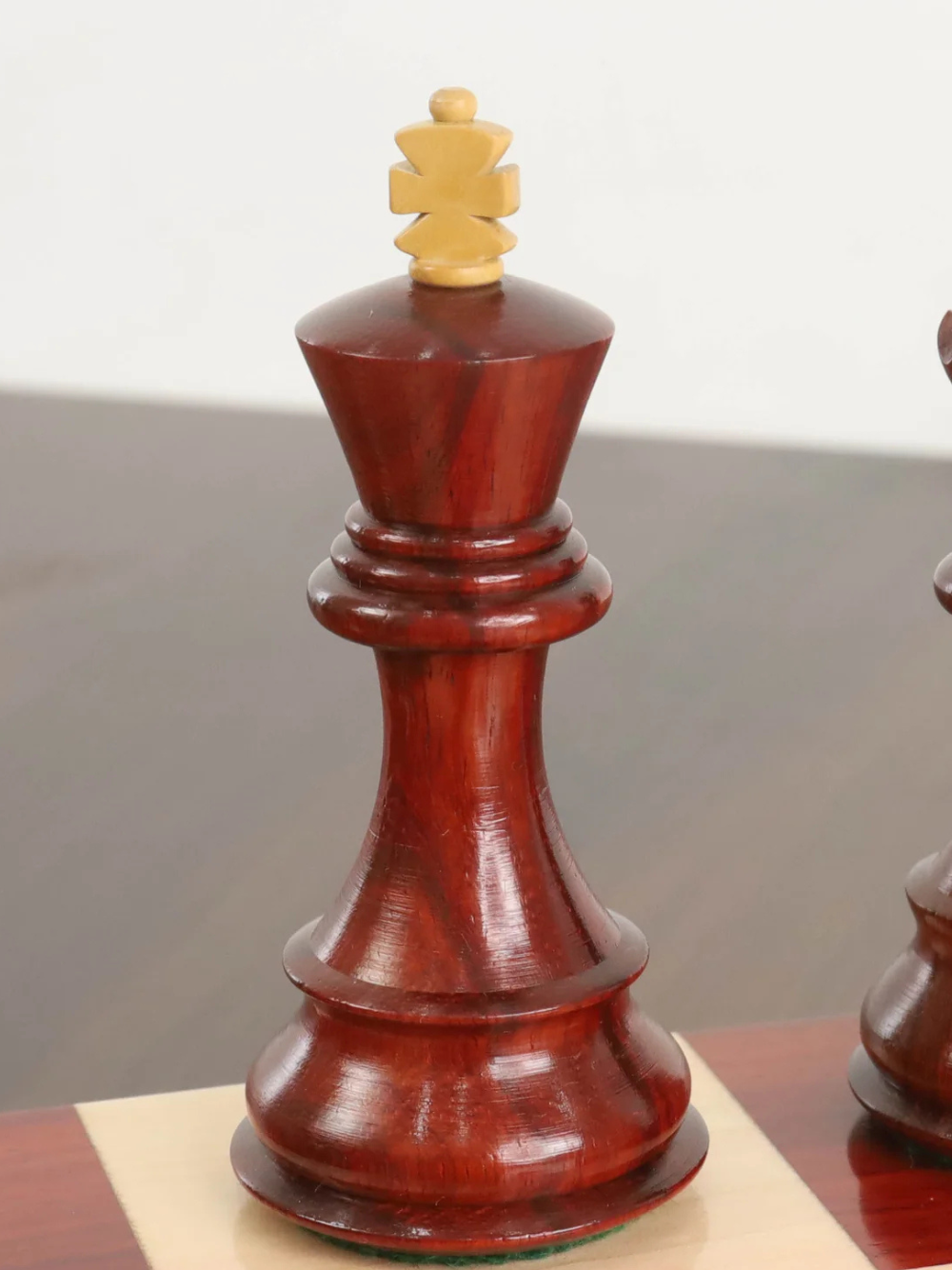 Jeu d'échecs russe Zagreb de 3,9 pouces (15,9 m) en bois de rose à double lestage et bourgeon