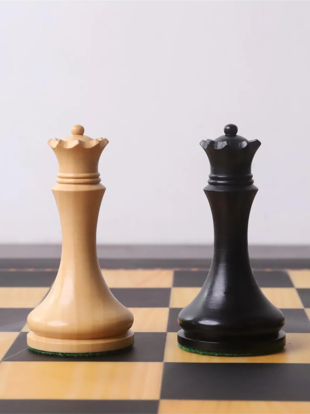 3.9" Zadar Series Modern Minimalist Chess Pieces - Weighted Ebonised Boxwood