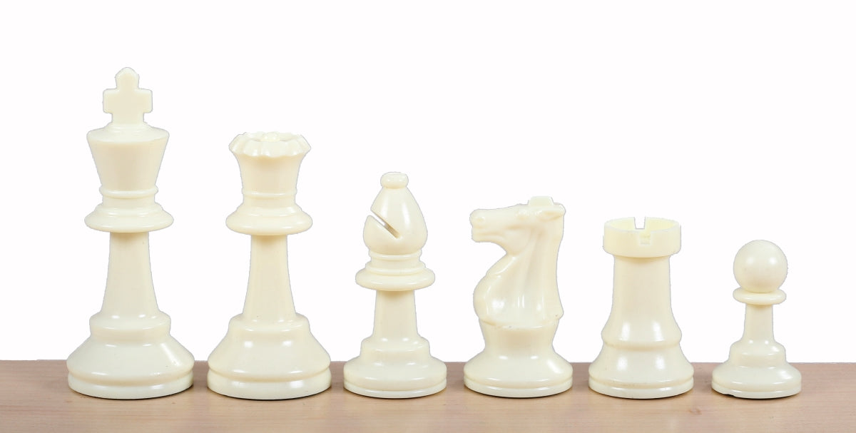 Pièces d'échecs Staunton n°4 en plastique