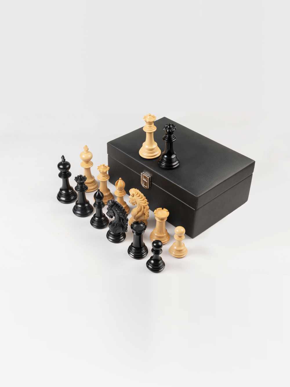 Emperor chess set