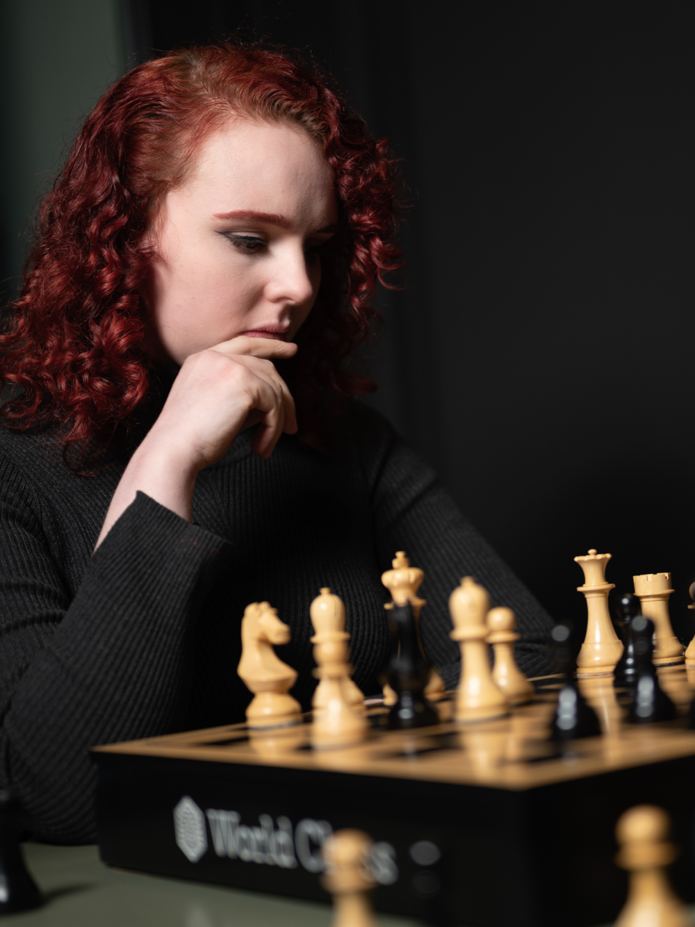 World Chess Cabinet Set with Drawer