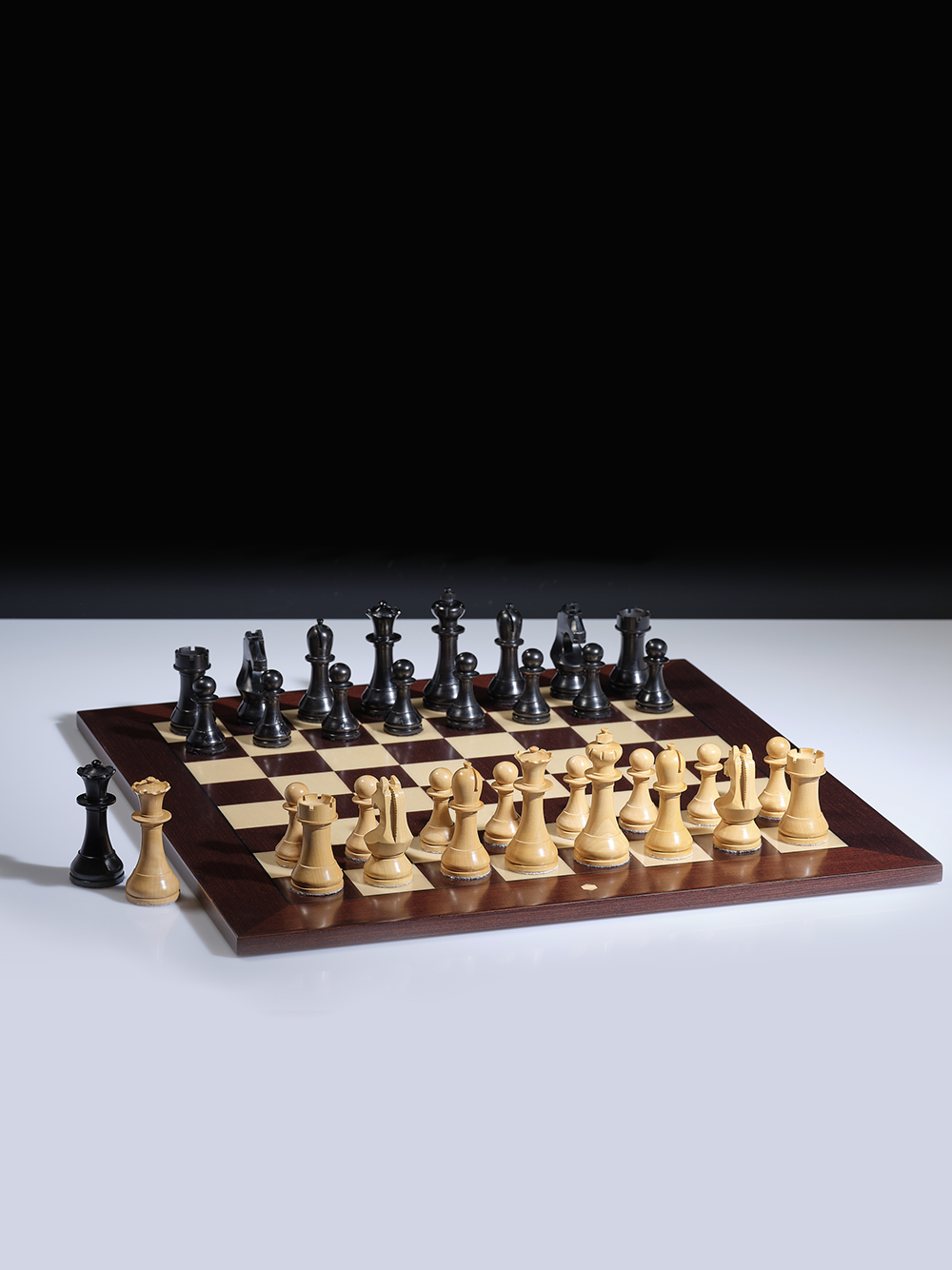 Set Campionato Mondiale World Chess (Scacchiera Wenge)