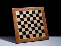 Premium Schachbrett aus Holz